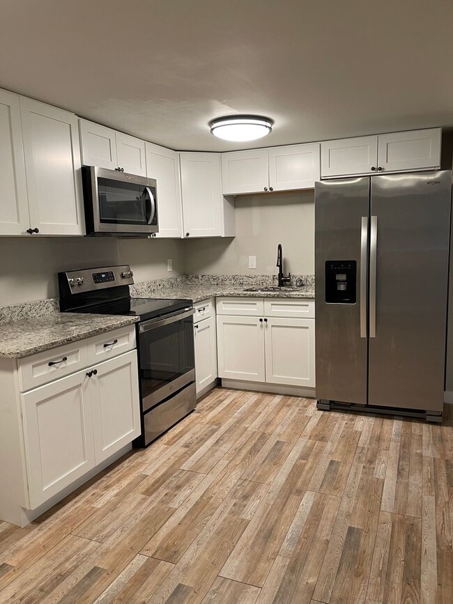 Photo - 400 Ave A Unidad B