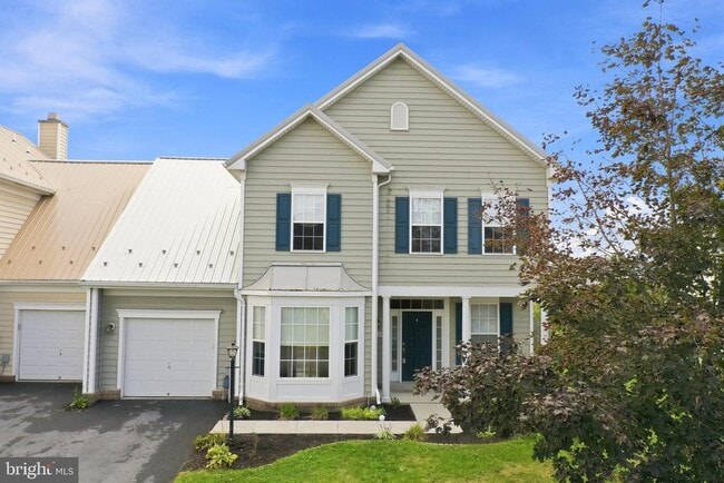 Building Photo - 3652 Rolling Hills Dr