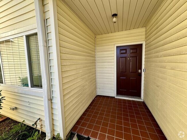 Building Photo - 1155 Old Monrovia Rd NW Unit f Rental