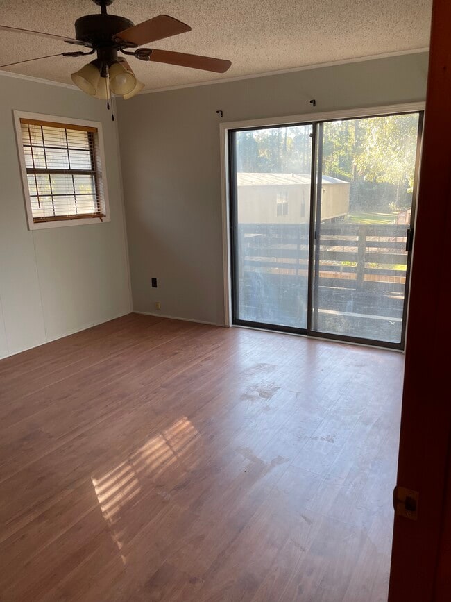 Master - 185 Quida St N Unit Main