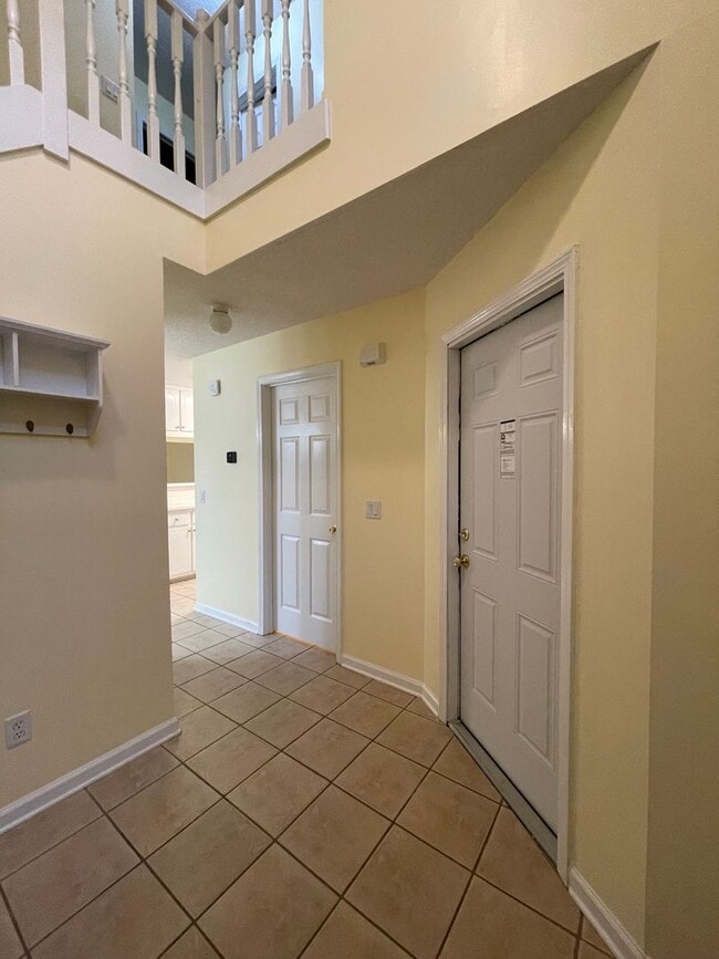 Photo - Foxchase Subdivision - End Unit!