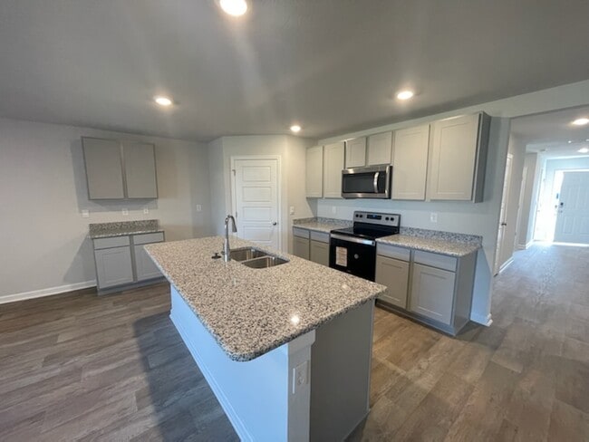 Photo - 14549 Forsythia Lp