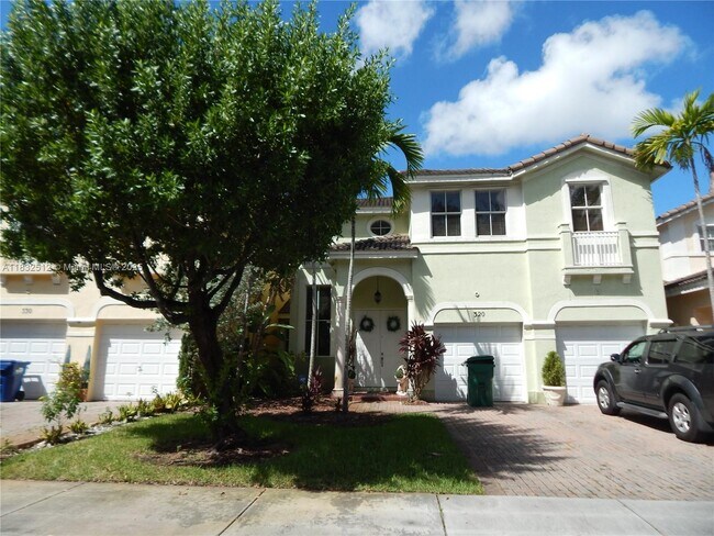 Photo - 320 SW 87th Ct Townhome