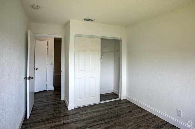 3BR, 1.5BA - 1,167SF - Second Bedroom