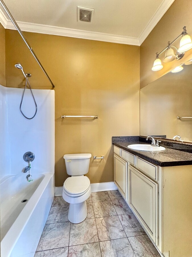 Photo - 519 Main St Unit 4