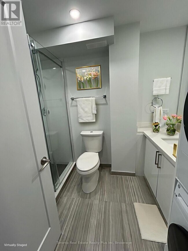 Photo - 15 Walmer Rd Unité 1006