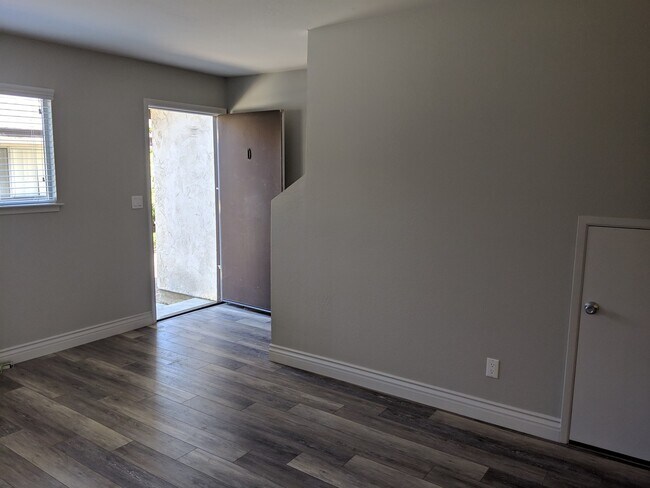 Photo - 2116 Fairchild Way Unit 2116 D