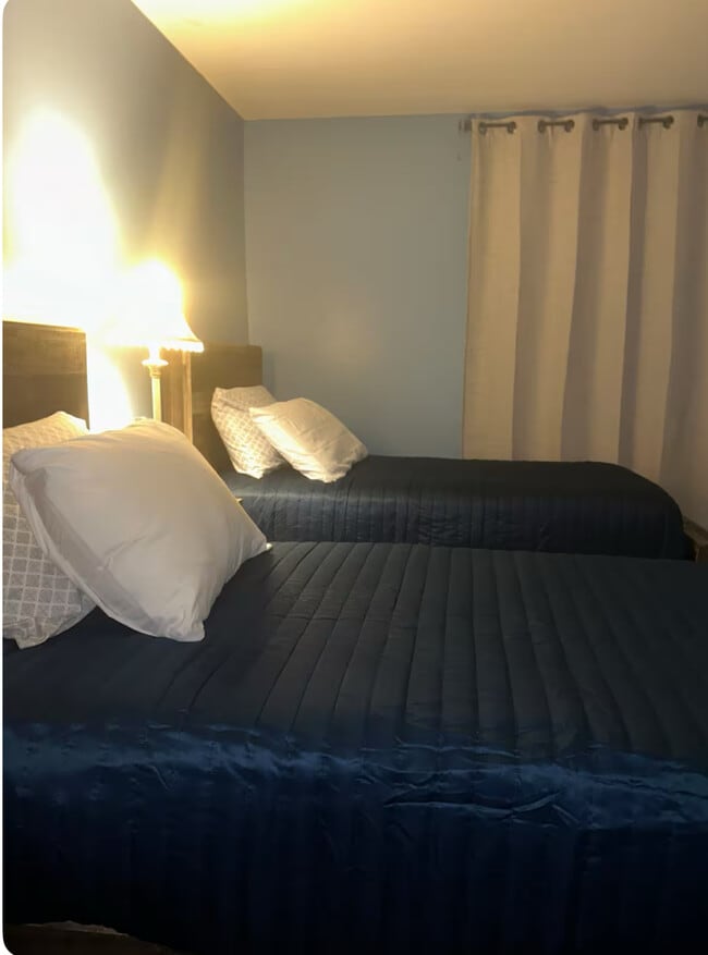 Photo - 1633 City View Dr