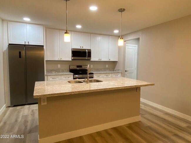 Photo - 1814 E Randall Dr