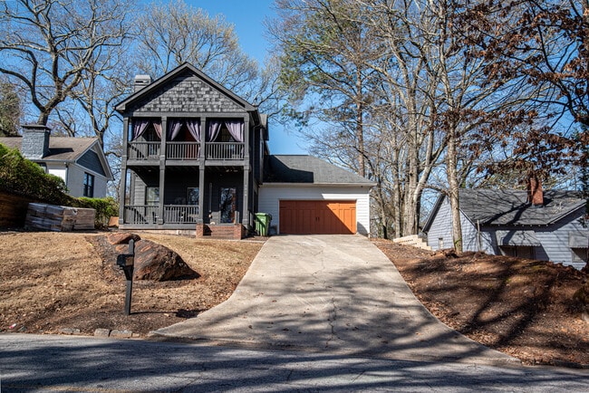 Photo - 2019 Pryor Rd SW