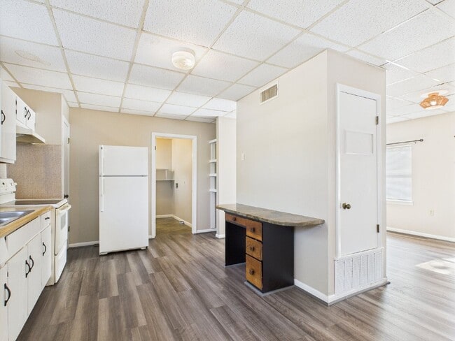 Photo - 321 W Park St Unit 3