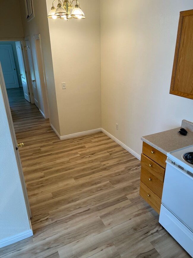 Photo - Holly St. - 1307/1309 Unidad 1309