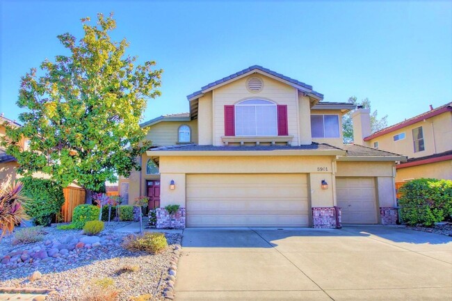 4 Bedroom SOLAR Home in Rocklin! - 4 Bedroom SOLAR Home in Rocklin!