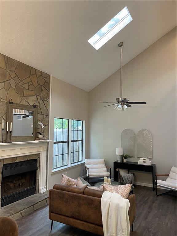1068 Travelers Trail