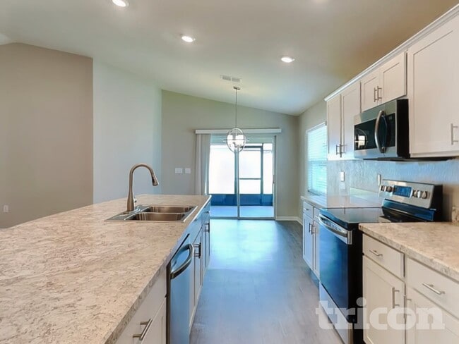 Photo - 579 Lorient Drive