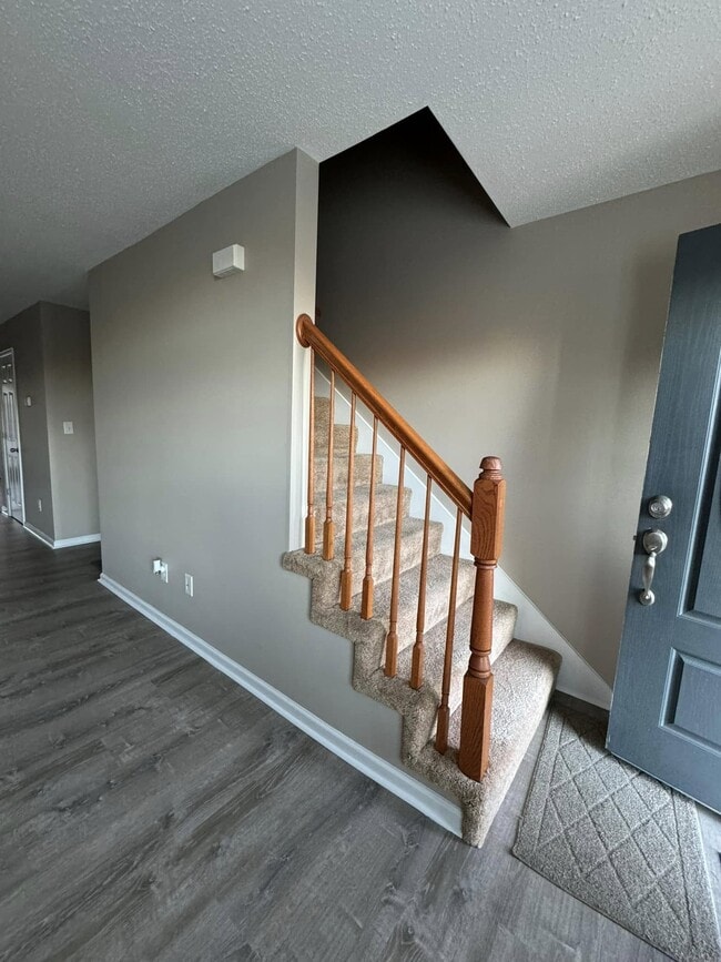 Photo - 119 Amanda Ln