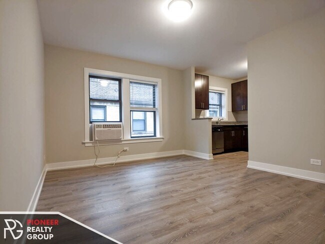 Photo - 703 W Brompton Ave Unidad 3