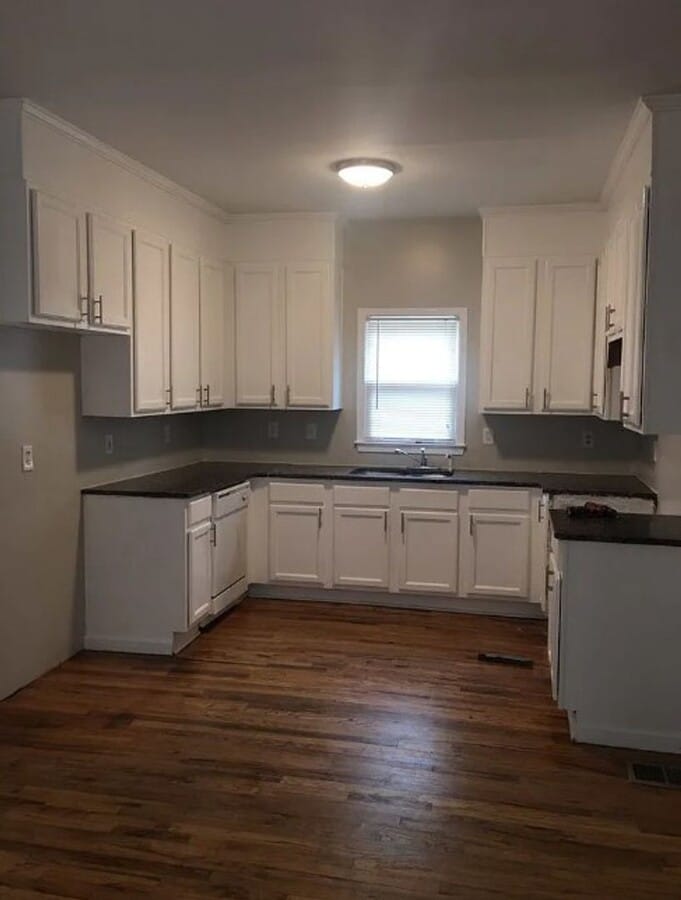 Photo - 4 Bed 3 Bath in Atlanta!