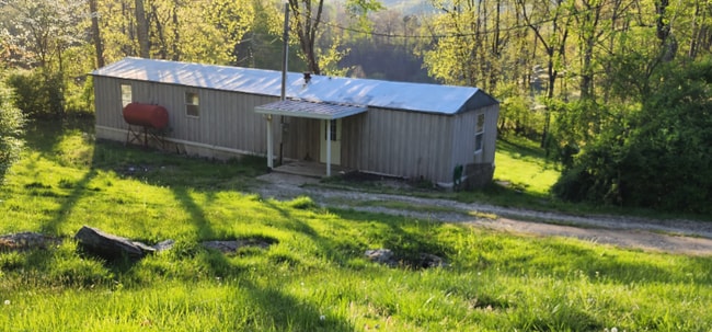 Building Photo - 89 Bud Rd