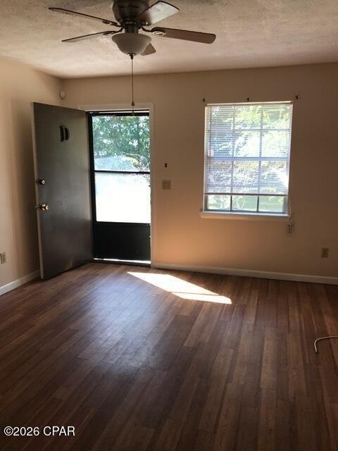 Photo - 6707 E Highway 22