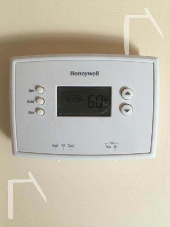 Photo - nice 4 bed in Newton