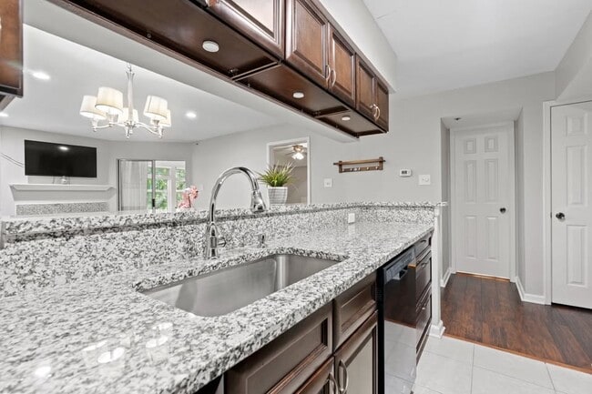 Photo - 3313 Wyndham Cir Unit 1