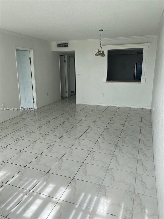 Photo - 1301 NE Miami Gardens Dr Unit 701W