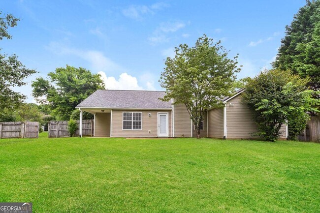 Photo - 1525 Julianna Dr