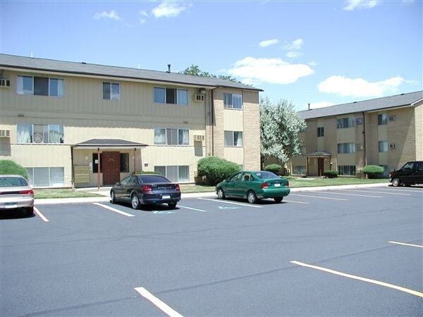 Barwin Place Apartments For Rent In Mount Clemens Mi Forrent Com