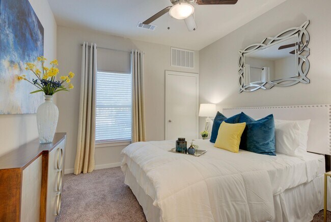 Roots at O'Connor apartments — community photo