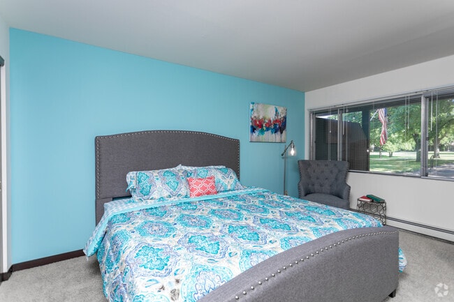 1BR, 1BA - Briar