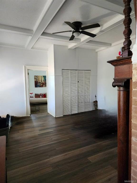 Photo - 694 Cloverdale Rd