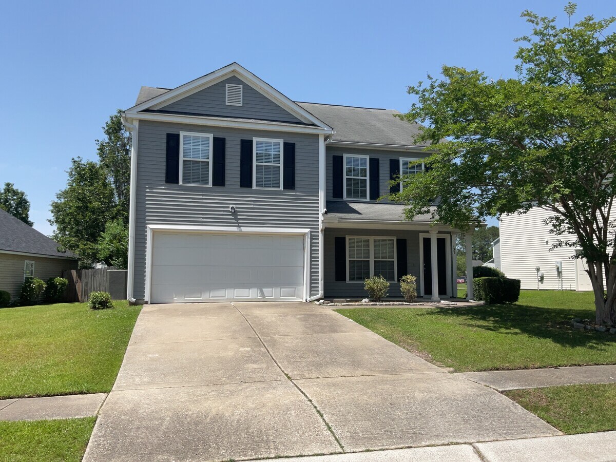 Photo - 137 Wildberry Ln