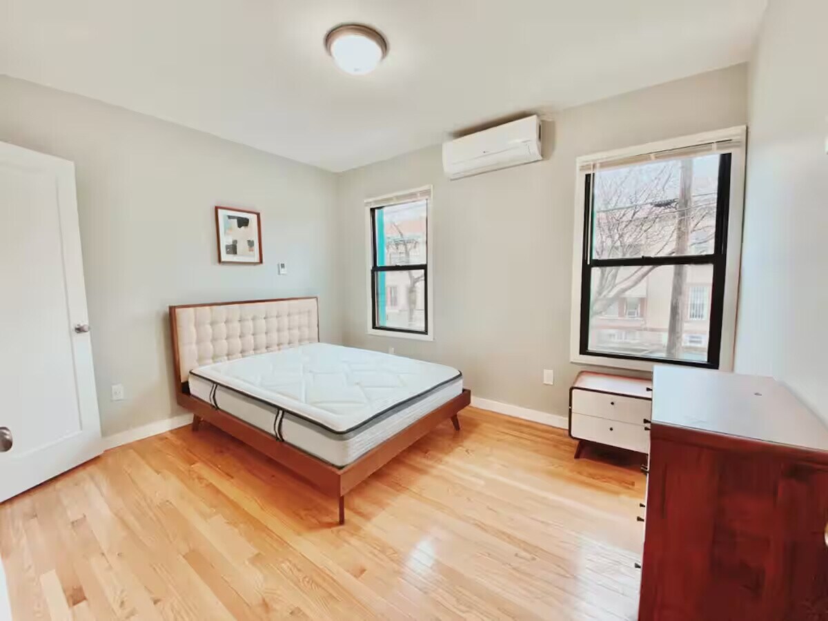 Furnished room/NOT APARTMENT - Furnished room/NOT APARTMENT Unit 2