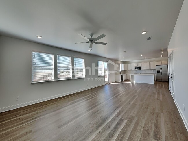 Photo - 100 Punderson Dr