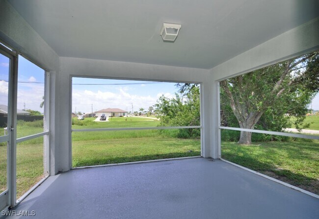 Photo - 343 NE 10th St