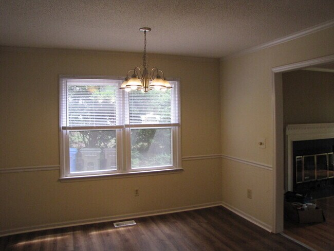 Photo - 603 E Hmond Street, Durham