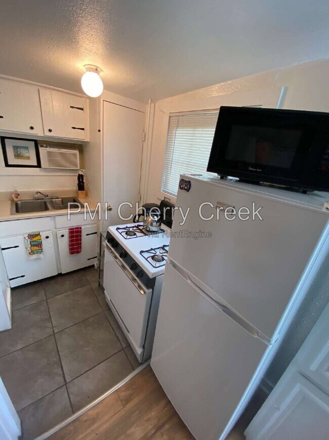 Photo - 1726 Franklin St