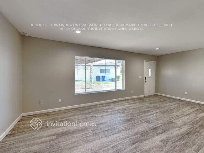 Photo - 2458 E Alpine Ave