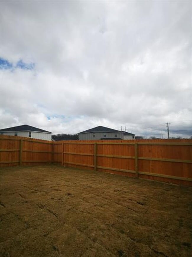 Building Photo - P2-2404 Alterman Drive Temple, TX 76504 Unit A