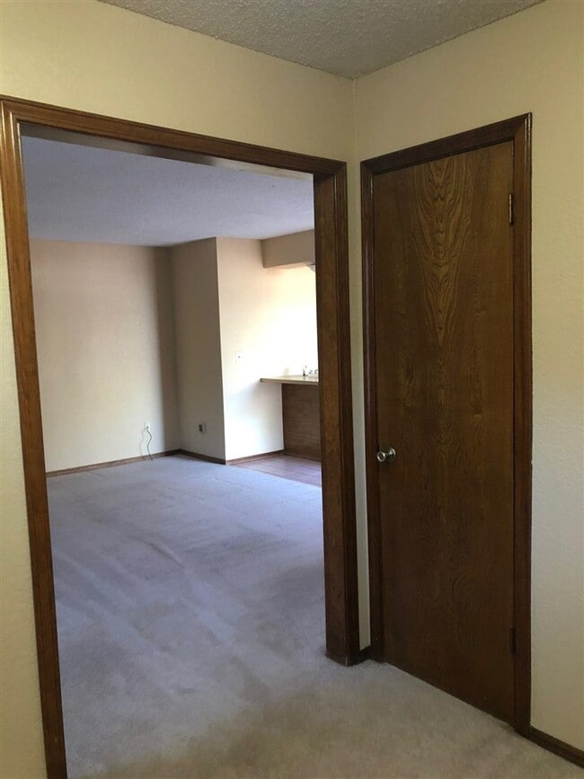 Photo - 901 NE Tortoise Dr