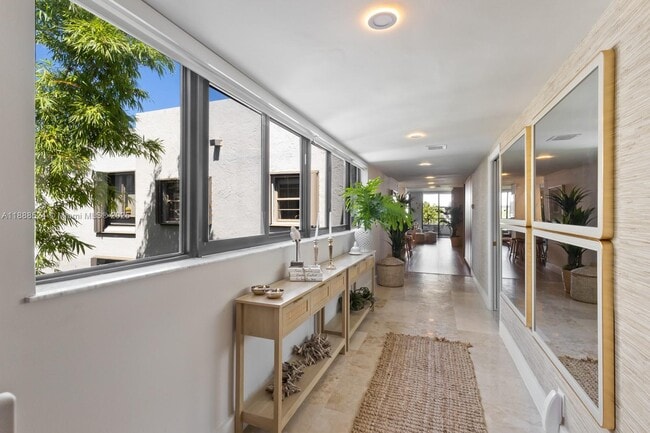 Building Photo - 141 Crandon Blvd Unit 446