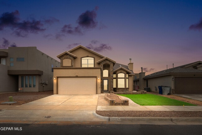 Building Photo - 14432 Russell Borea