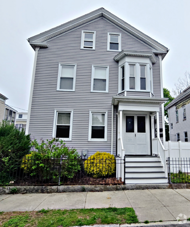 Building Photo - 125 Hillman St Unit 1 Rental