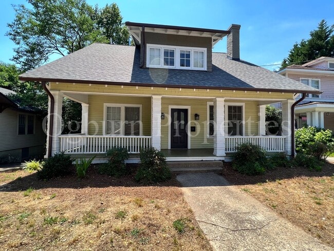 Building Photo - 116 N Sunset Dr Unit B