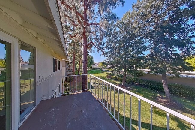 Photo - Quiet 2 Bedroom / 2 Bathroom in Gated Lagu...