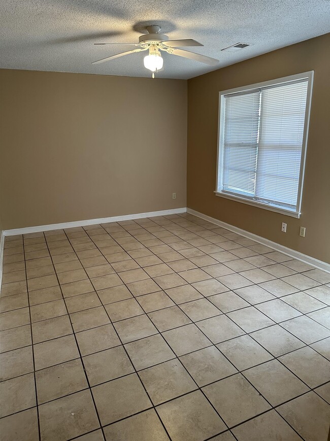 Photo - 8859 Wilkinsville Rd