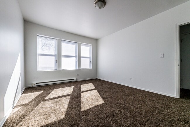 Photo - 5100-04 W Monroe St Chicago, IL 60644