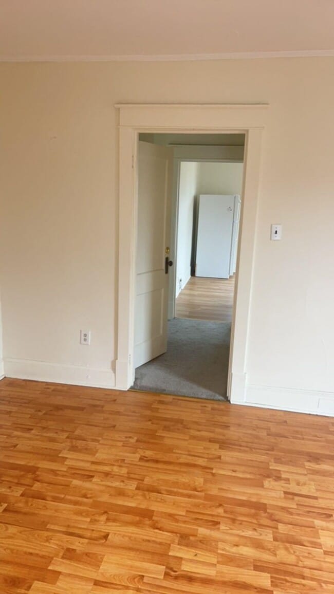 Photo - 309 Chicago Ave