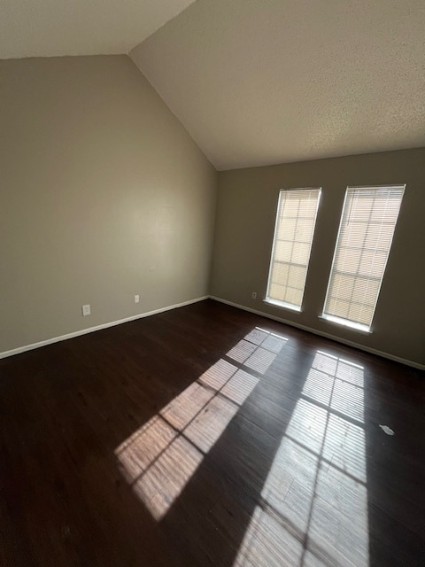 Photo - 2214 Capitan Dr